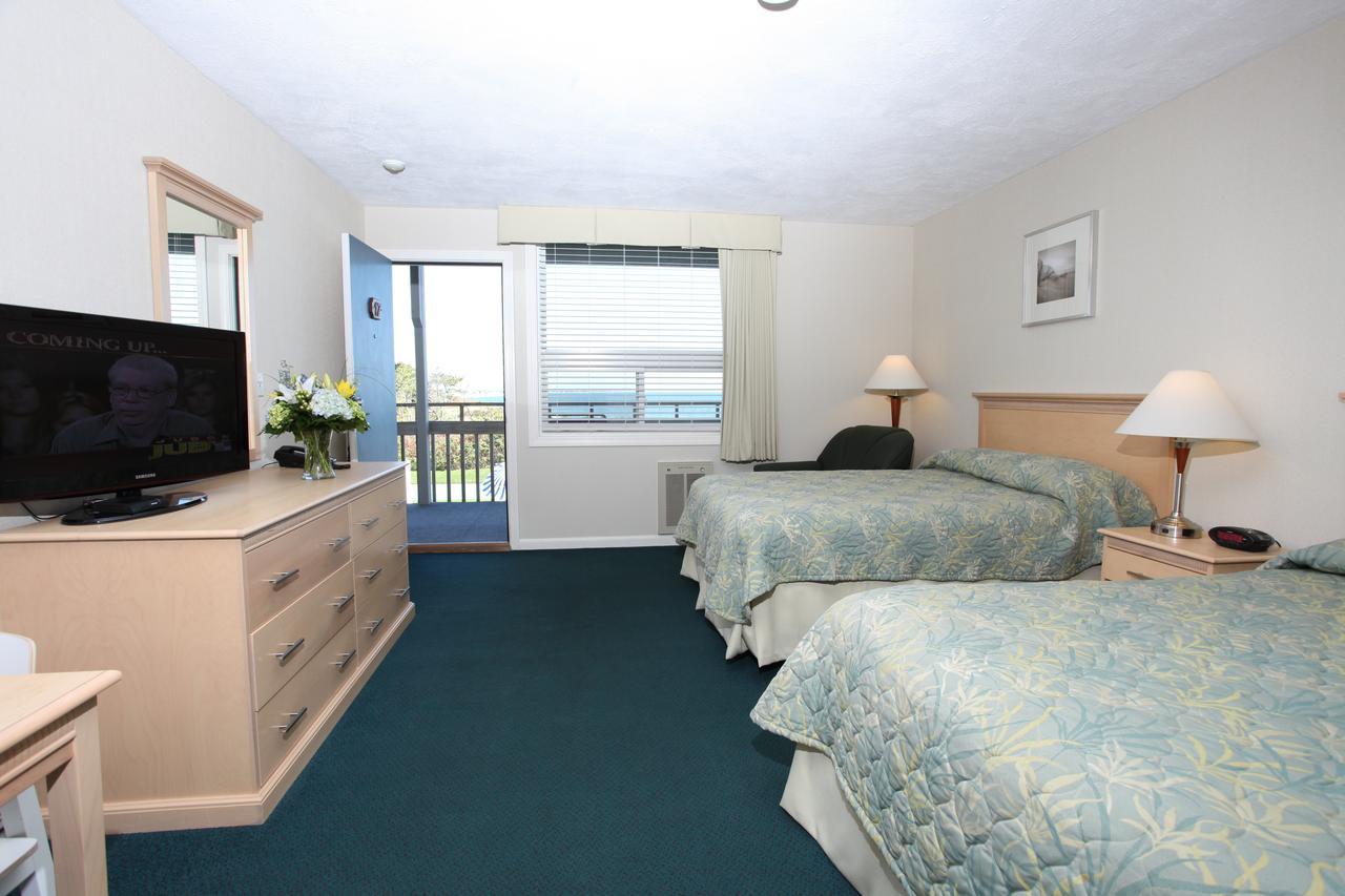 Surfcomber On The Ocean Motel Саут Ярмут Екстериор снимка