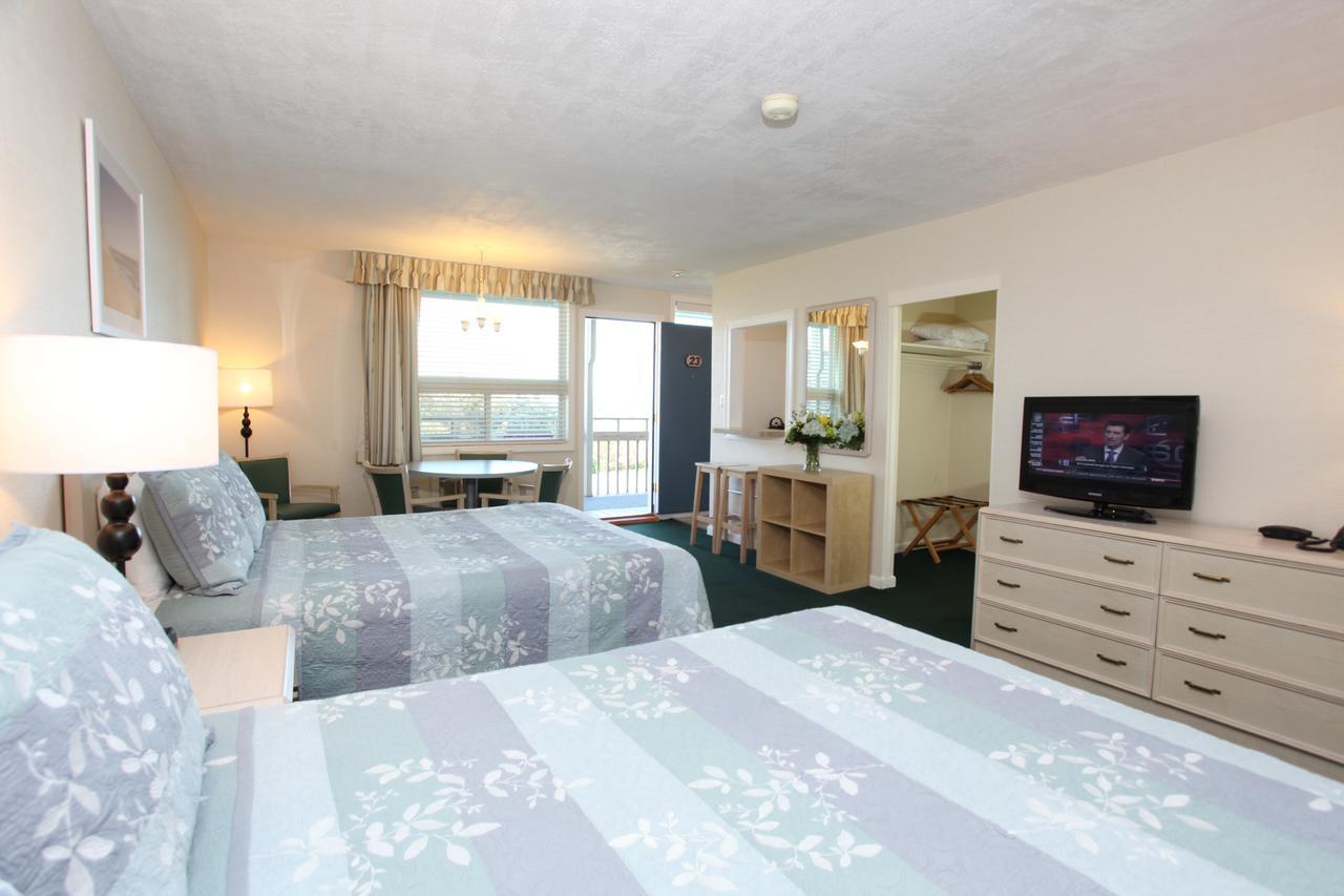 Surfcomber On The Ocean Motel Саут Ярмут Екстериор снимка