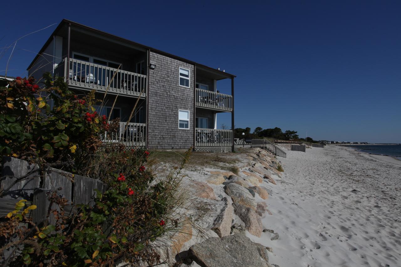Surfcomber On The Ocean Motel Саут Ярмут Екстериор снимка