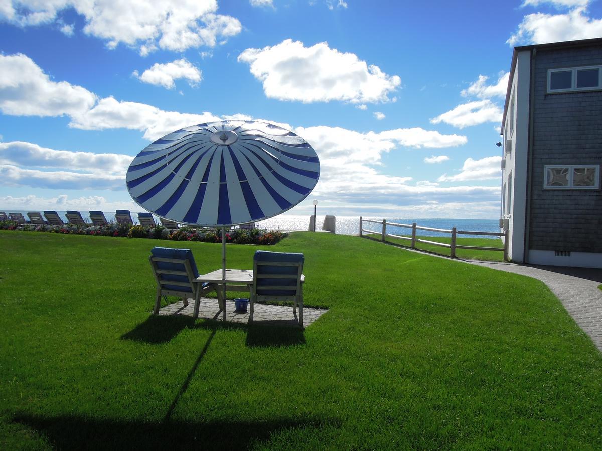 Surfcomber On The Ocean Motel Саут Ярмут Екстериор снимка