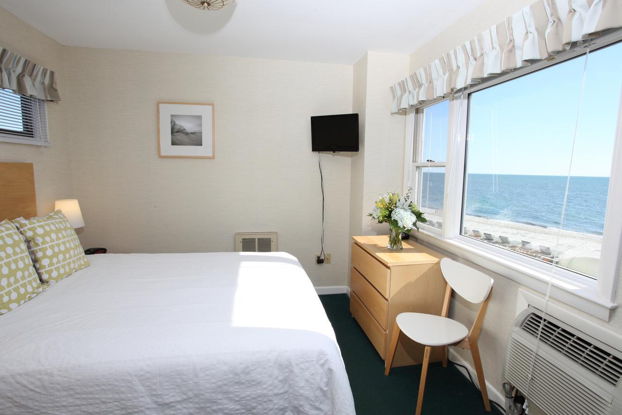 Surfcomber On The Ocean Motel Саут Ярмут Екстериор снимка